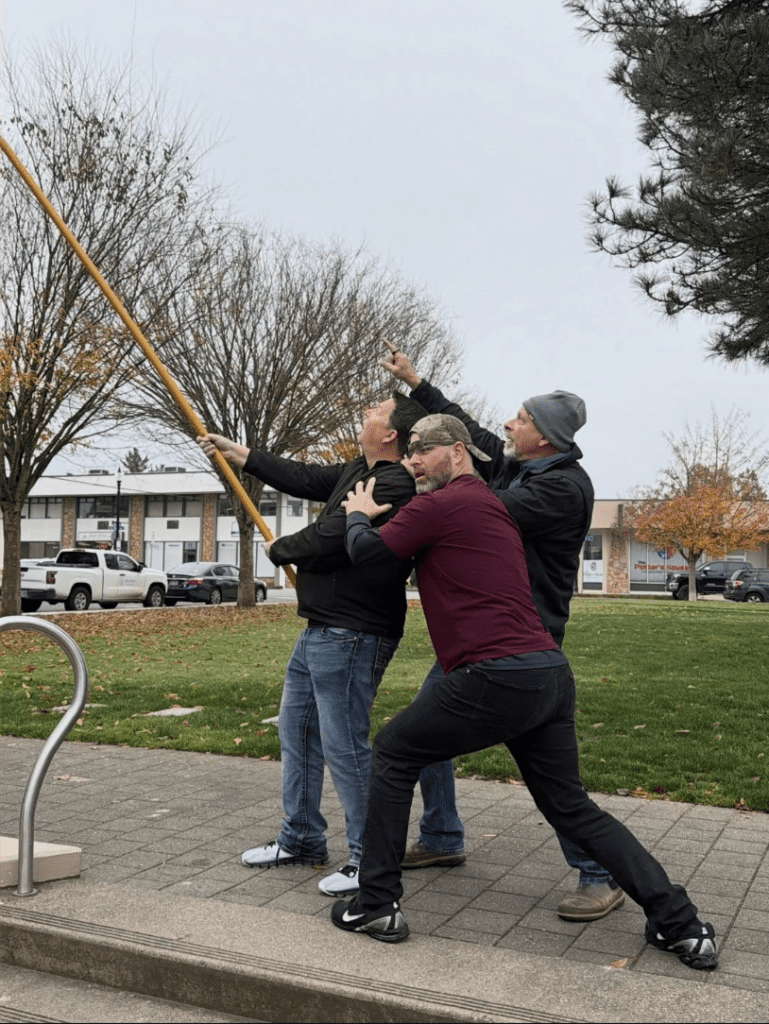 Armadas Exterior donating time and equipment for holiday lighting in Gresham