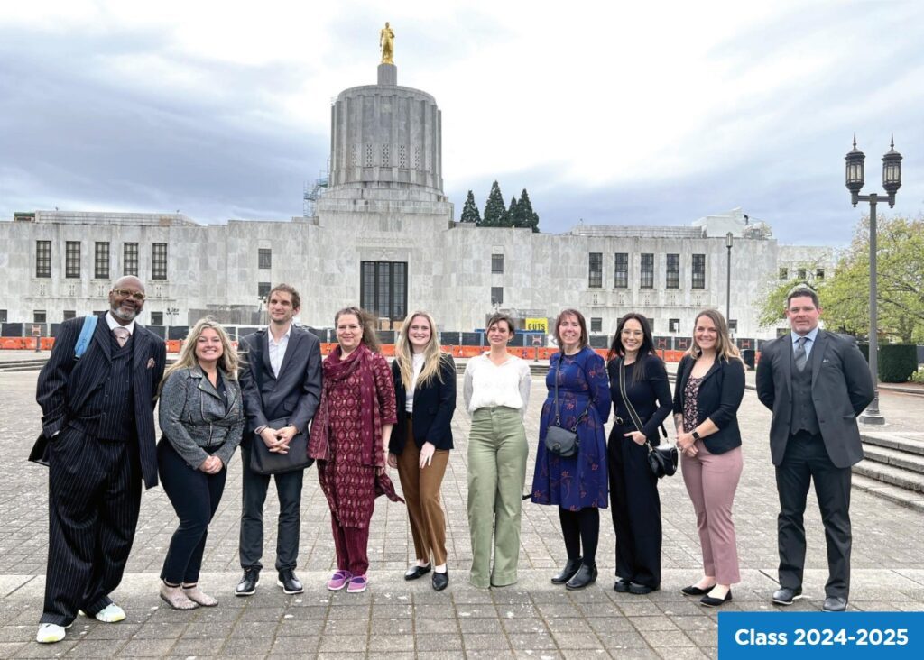 Gresham Leadership Academy class at the Oregon State Capitol