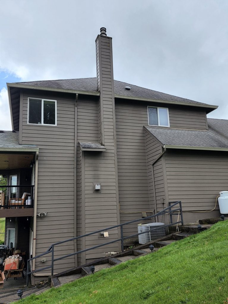Chimney side of the house before any work ever begain does not reveal the issues we are about to uncover.